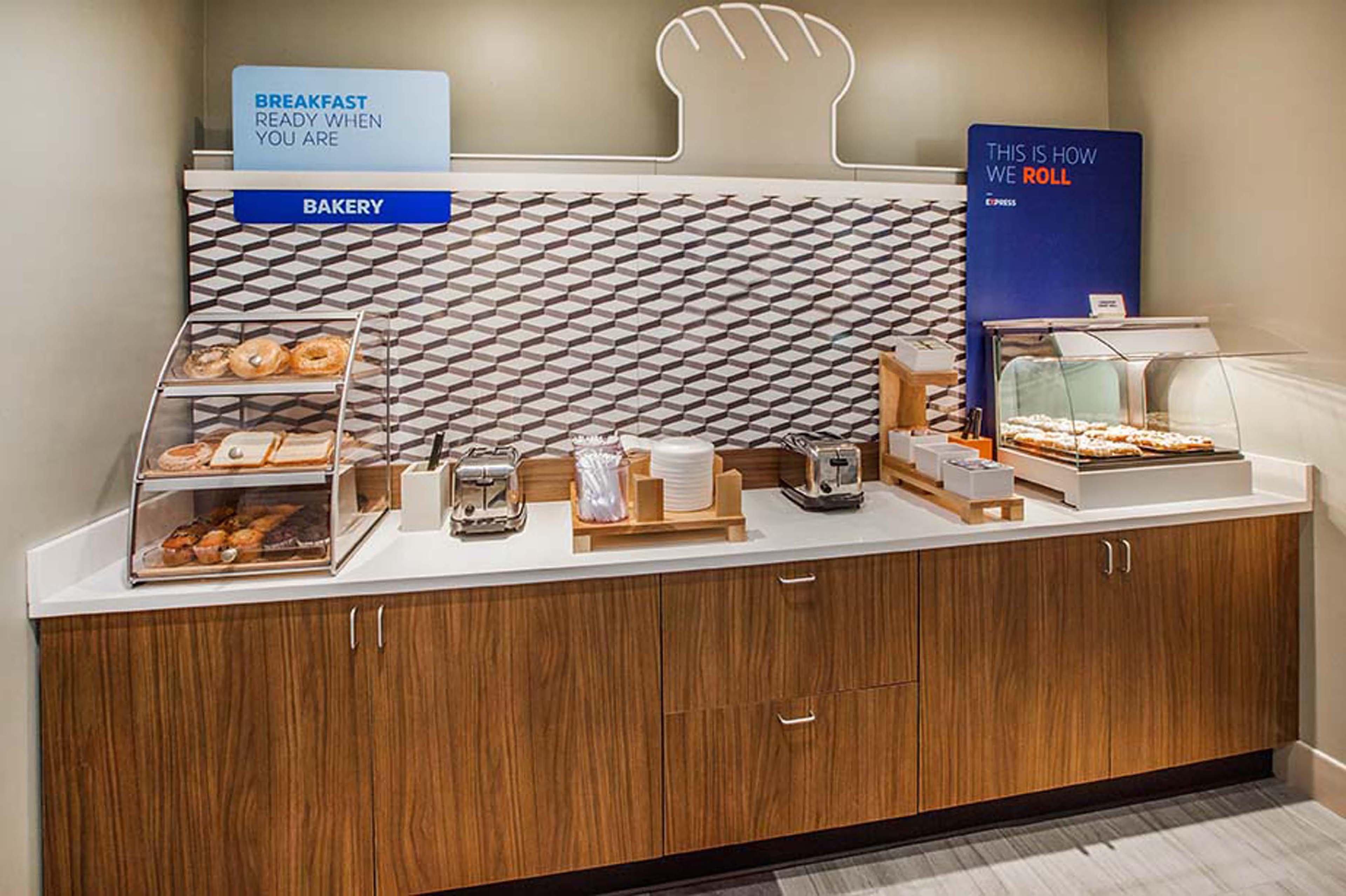 Holiday Inn Express Hotel & Suites Milwaukee Airport By Ihg Zewnętrze zdjęcie