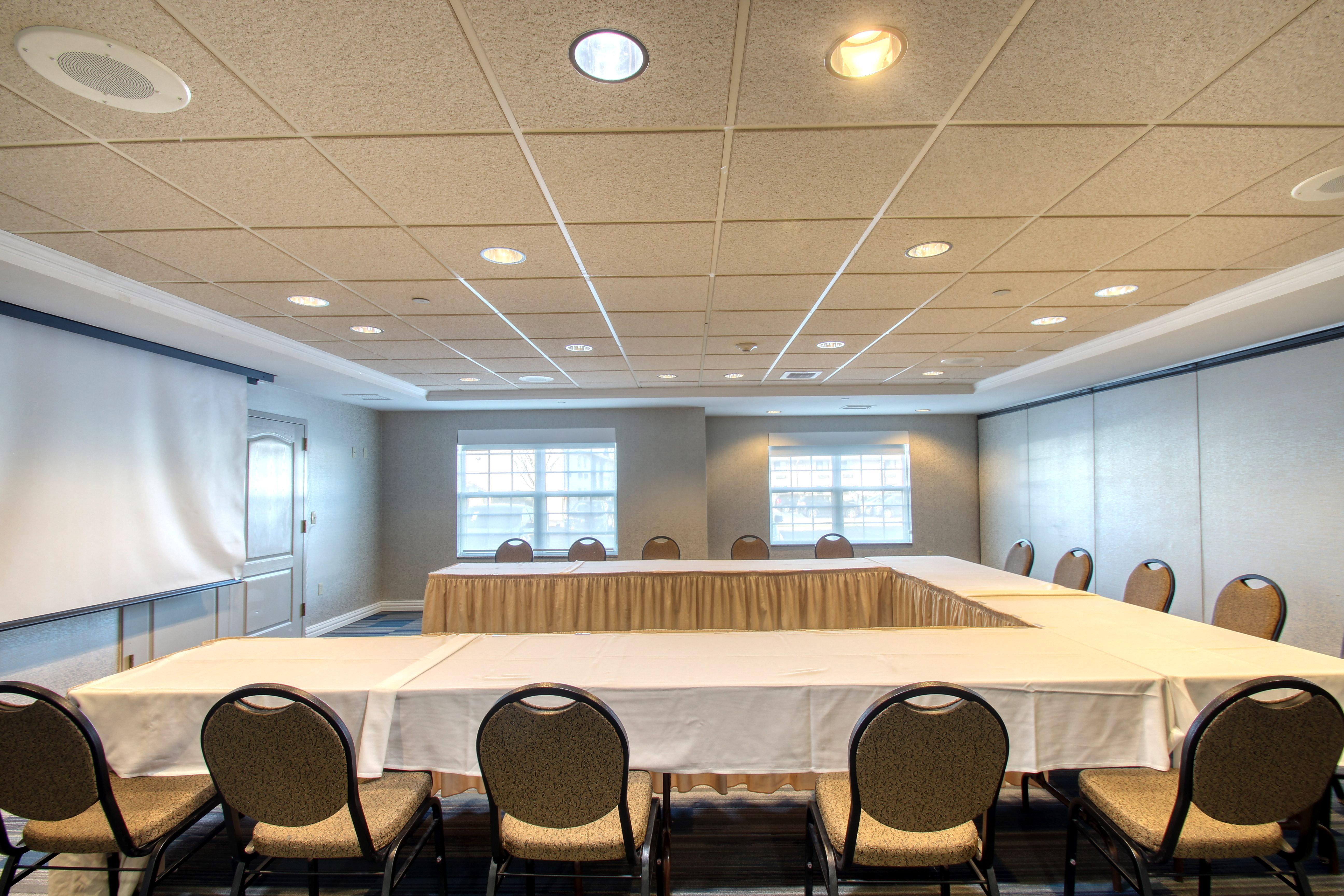 Holiday Inn Express Hotel & Suites Milwaukee Airport By Ihg Zewnętrze zdjęcie